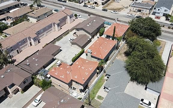 5th image of 1240 W 166th St #B