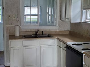 436 Maiden Ln, Pleasant Lake, MI 49272