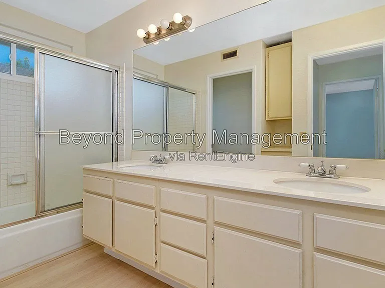 8845 Sparren Way — Photo 11