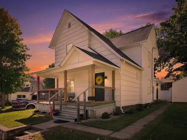 206 S Superior St, Angola, IN 46703