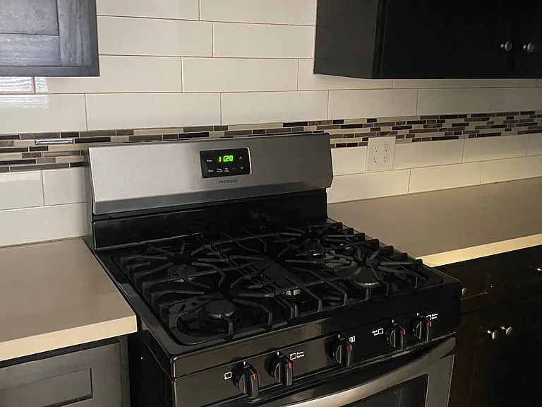 7116 Milwood Ave #2 — Photo 9