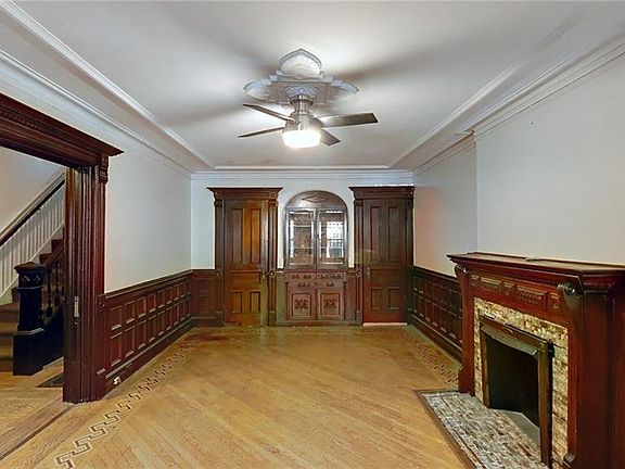 3rd image of 598 Mac Donough St