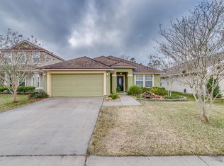 13550 Devan Lee Dr E, Jacksonville, FL 32226