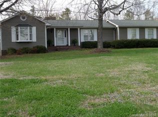 846 Cornelius Rd, Mooresville, NC 28117