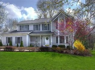 8669 Reserve Ln, Macedonia, OH 44056