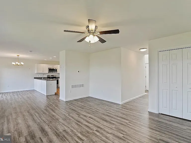 46 Black Cherry Dr — Photo 3