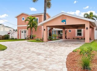 16027 Redington Dr, Redington Beach, FL 33708