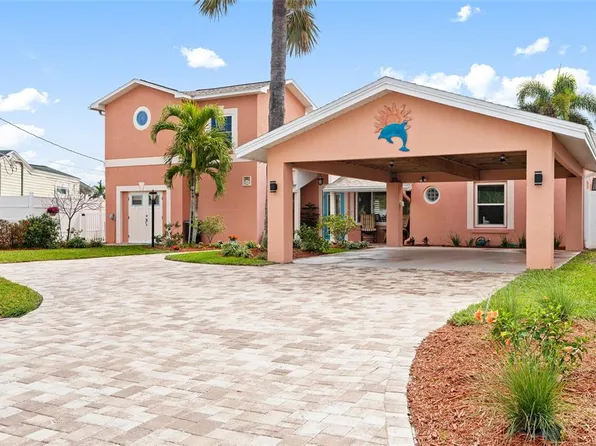 16027 Redington Dr, Redington Beach, FL 33708