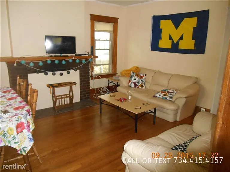 518 Lawrence St — Photo 21