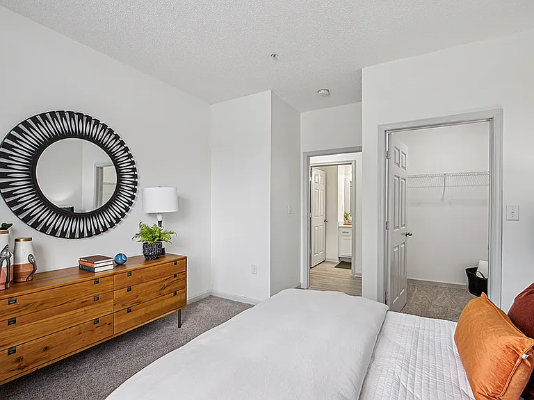 Halston Shiloh Valley Apartments — Photo 8