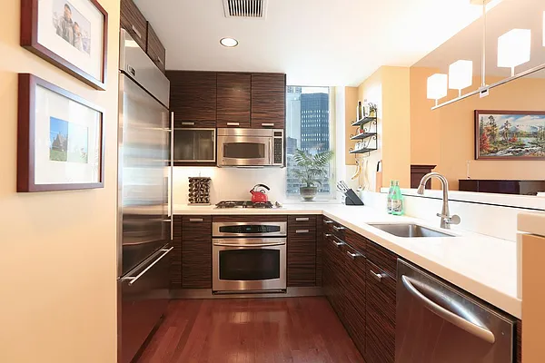 Sold by Real Direct | media 4