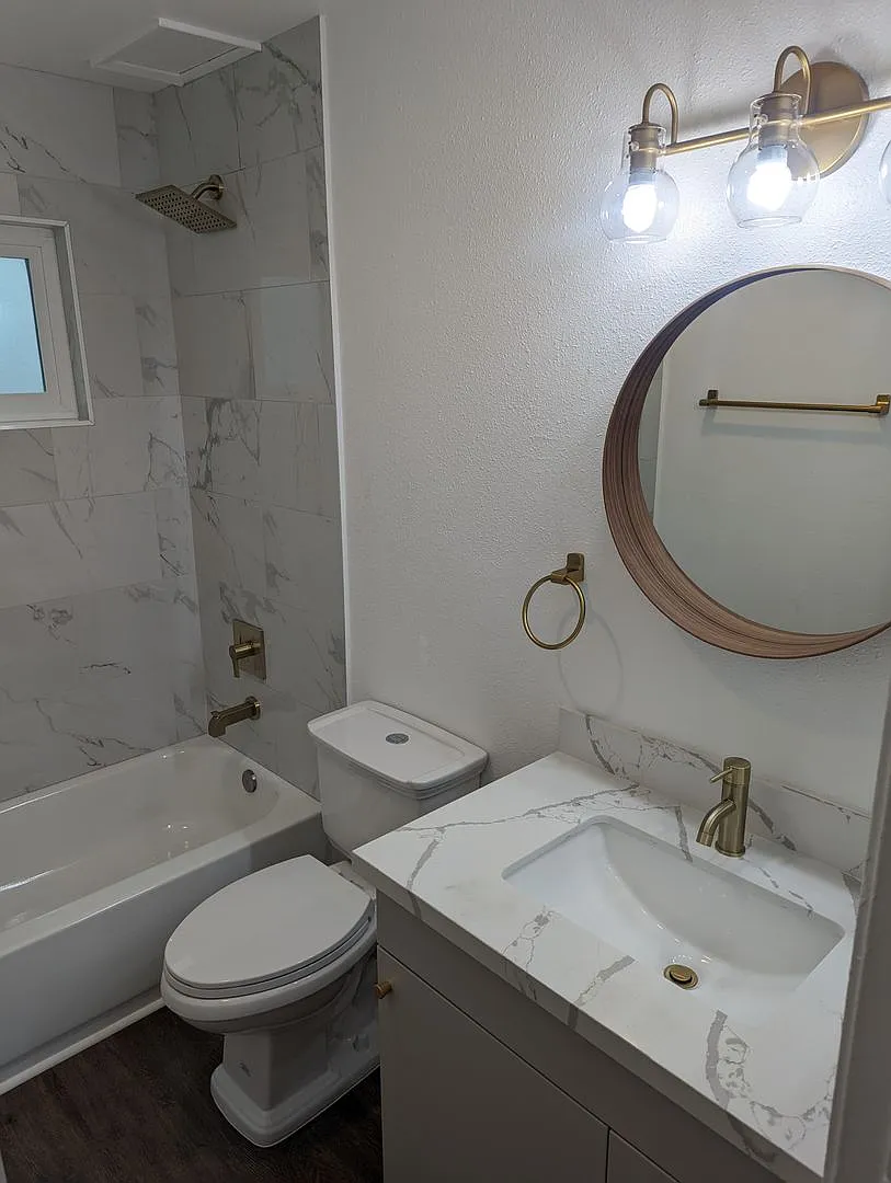 Now Available 1 & 2 Bedroom Renovated Apts! — Photo 3