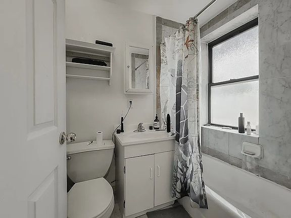5th image of 199 Orchard St APT 2rn