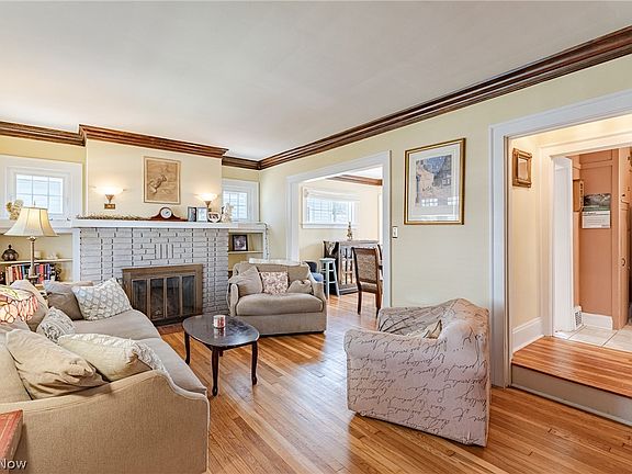 5th image of 3288 Tullamore Rd