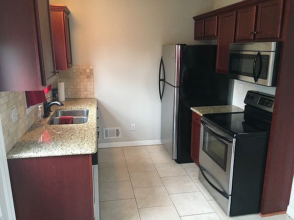 3rd image of 6039 Fontana St #Single