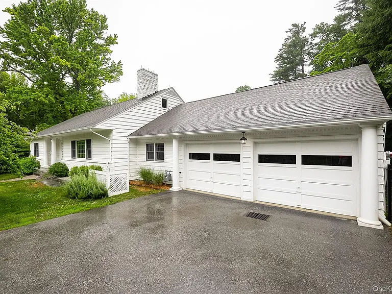 46 Barnard Ave — Photo 4