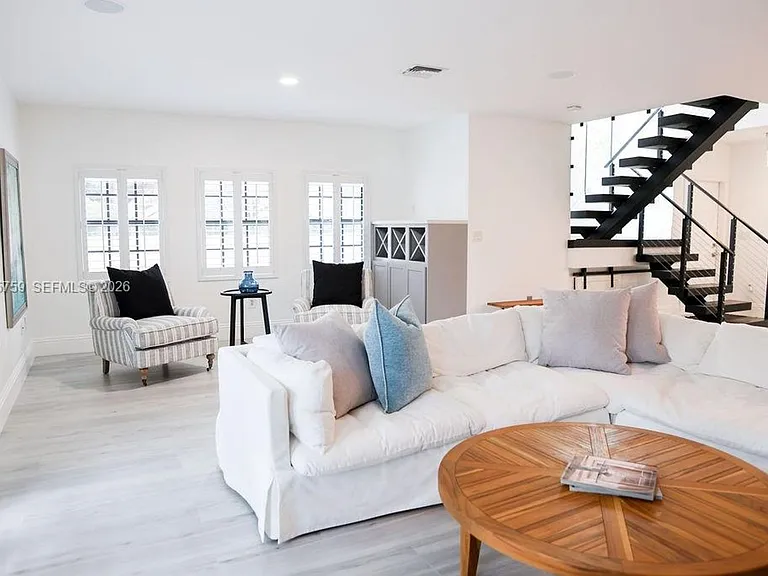 2948 Hidden Harbour Ct — Photo 4