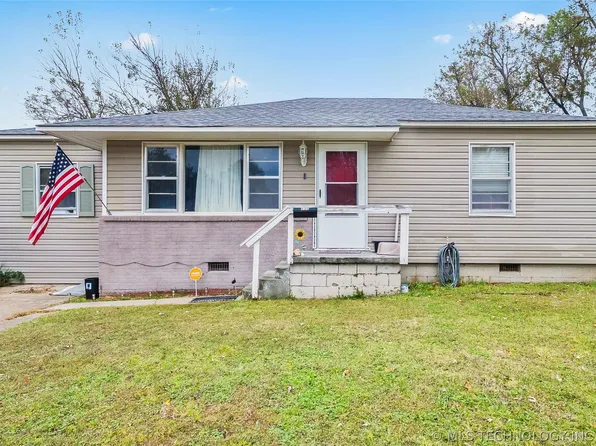 820 E 4th St, Cushing, OK 74023