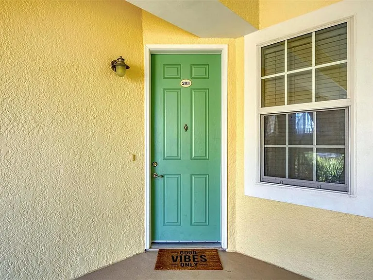 8541 Amberjack Cir #203 — Photo 5