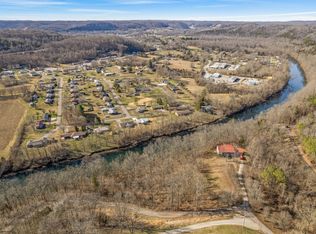 491 Kinney Rd, Celina, TN 38551