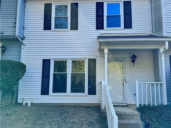 4 Durbin Pl, Durham, NC 27705