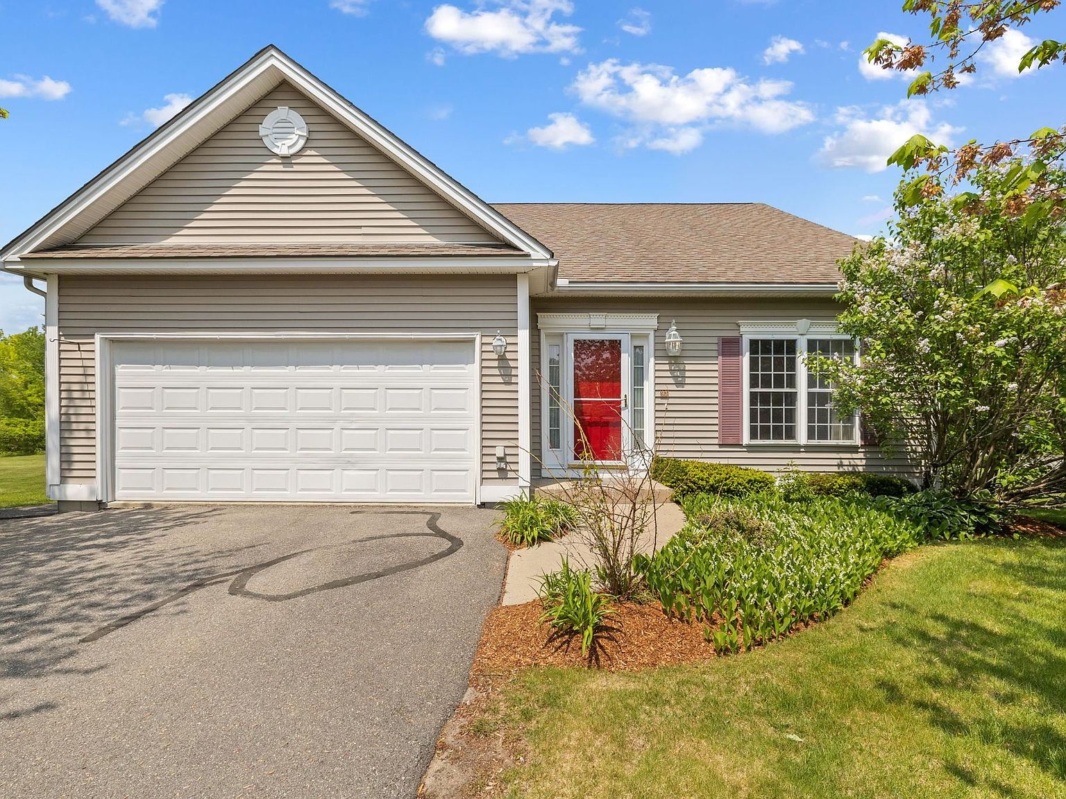 93 Westchester Way, Manchester, NH 03104 Zillow