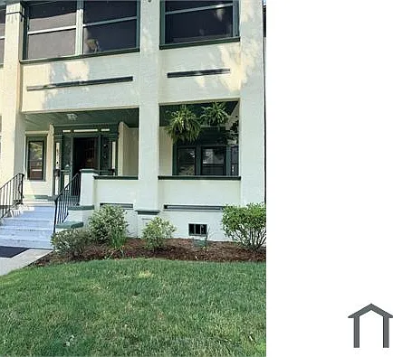 62 Firglade Ave #1
