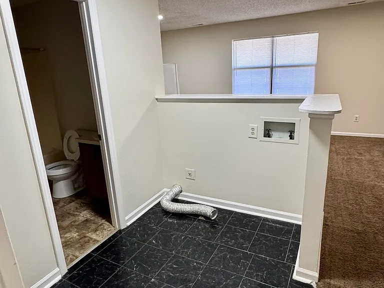 3215 Summer Pl #22 — Photo 6