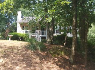 729 Lewis Rd, Canton, GA 30115