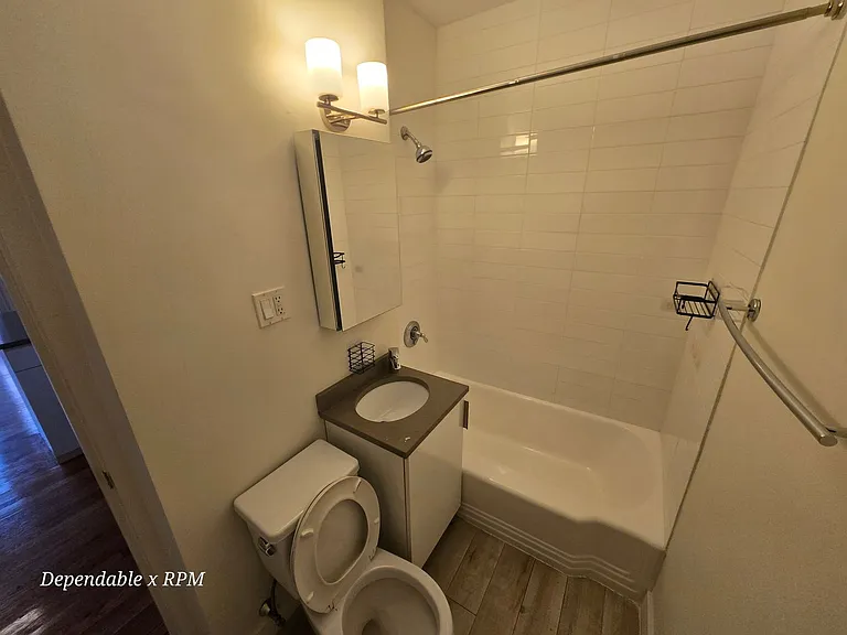 86 Charles Street — Photo 17