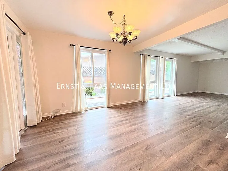 11381 Foster Rd — Photo 5