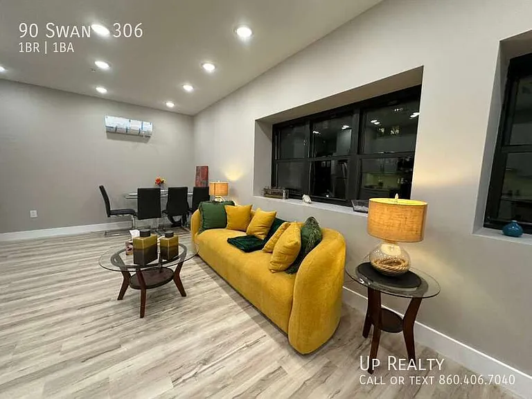 90 N Swan St #306 — Photo 11
