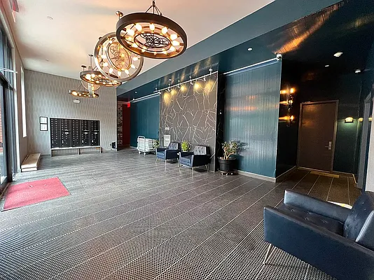 Entry / hallway, photo 1