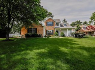 12165 Ameling Rd, Maryland Heights, MO 63043