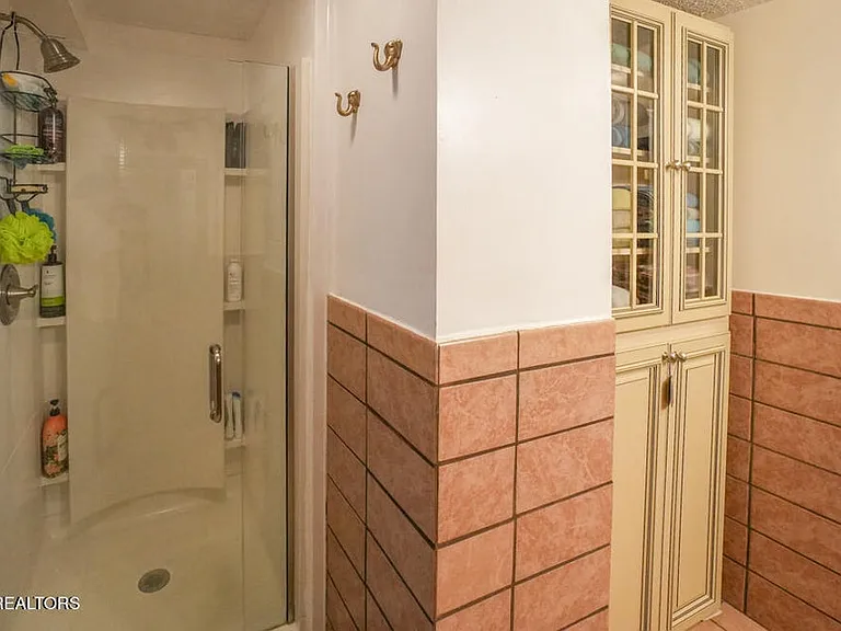 1301 Chert Pit Rd — Photo 21