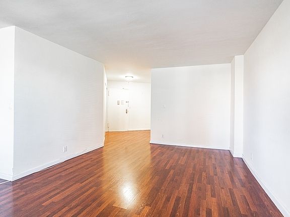 5th image of 104-20 Queens Blvd #5M