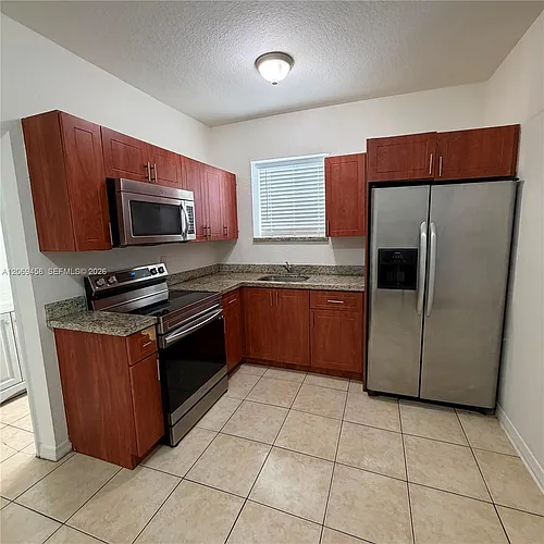 1021 NW 3rd St #208 Photo 1