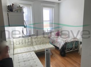 149 Park Dr APT 14, Boston, MA 02215
