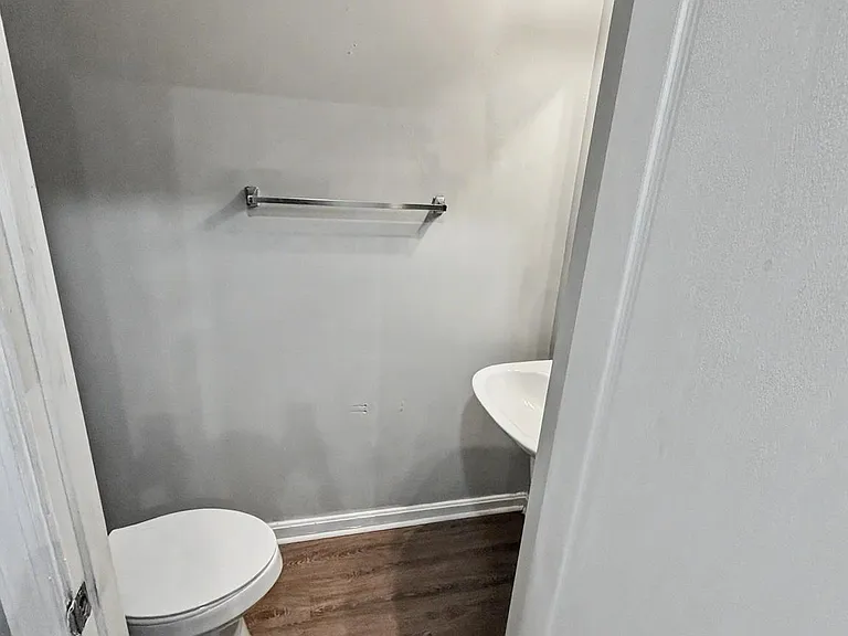 16312 Elkhorn Ln — Photo 8