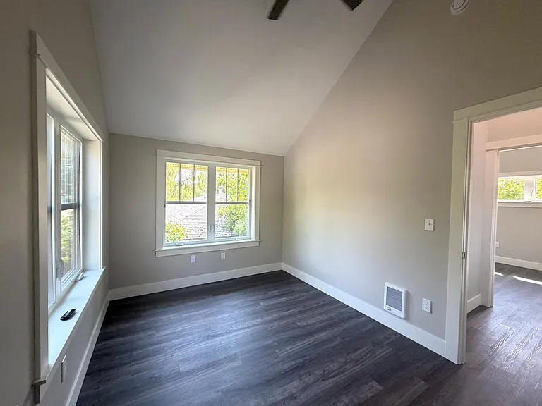 7215 SE 54th Ave #&-5354 — Photo 8