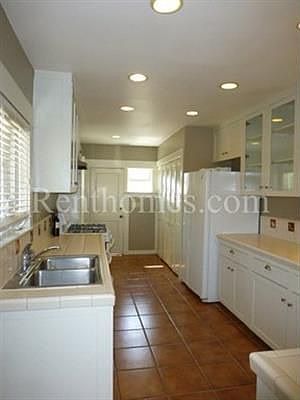 4th image of 4024 Ingalls St