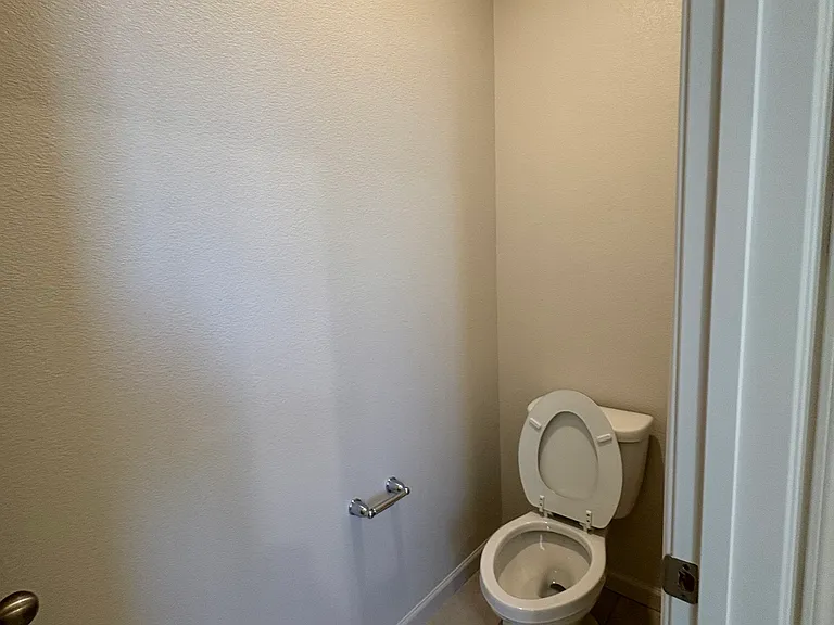 1729 Eagle River Ave — Photo 23