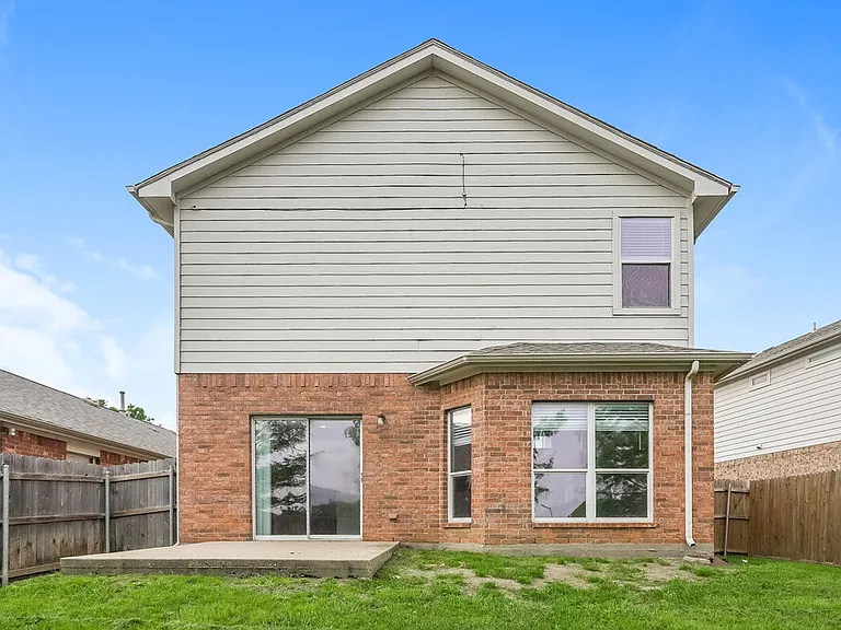 6357 Claire Dr — Photo 17