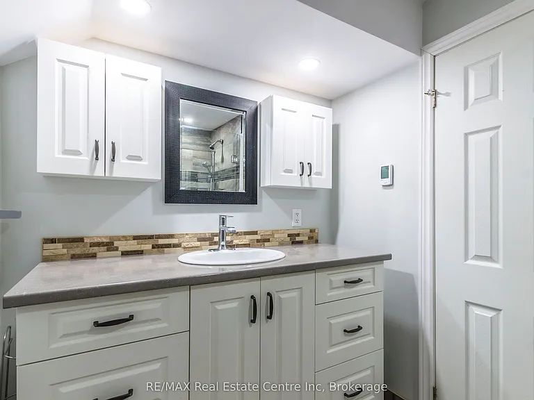 79 Woodland Glen Dr — Photo 12