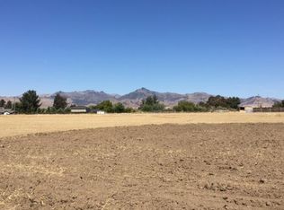 1450 Santa Ana Rd, Hollister, CA 95023