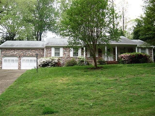 1st image of 161 Rexford Dr