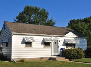 1051 S Parker Dr, Evansville, IN 47714