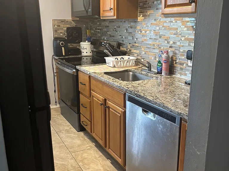 3309 Kingston Pl — Photo 9