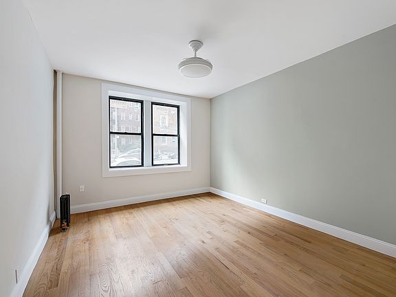 5th image of 270 Seaman Ave #A/7