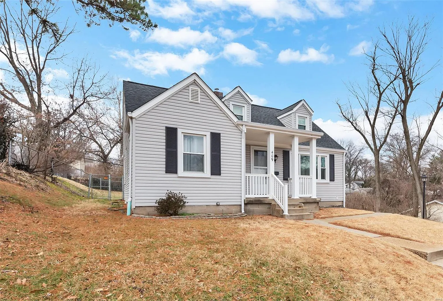 409 La Motte Ln photo 1